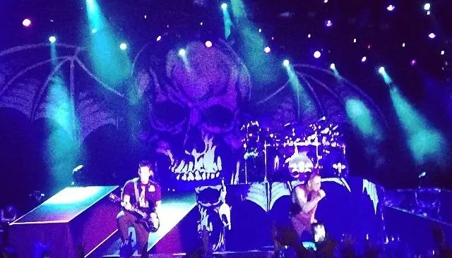 Avenged Sevenfold se apresentando em São Paulo, há dez anos - cabanageek