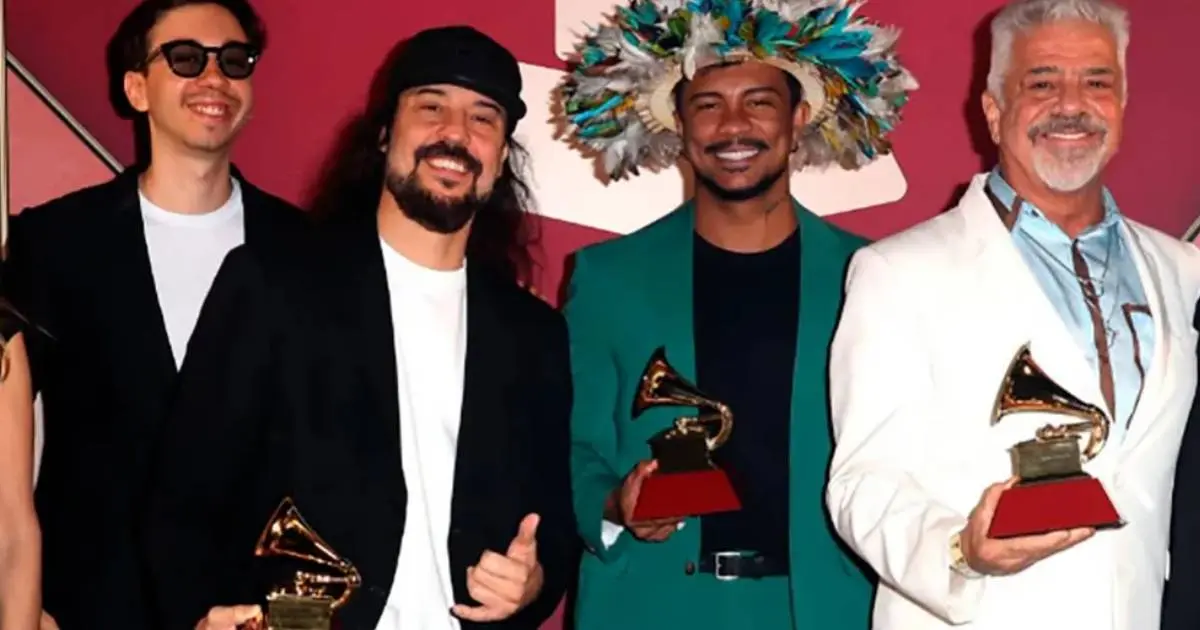 Xamã recebe premiação no Grammy Latino 2024