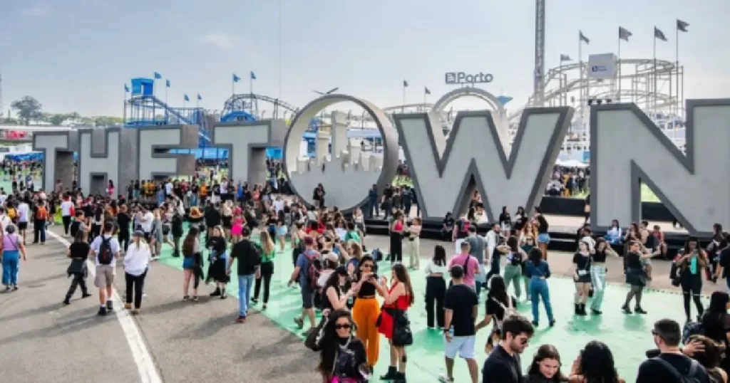 The-Town-anuncia-Lionel-Richie-como-headliner-do-Palco-The-One-1-cabanageek