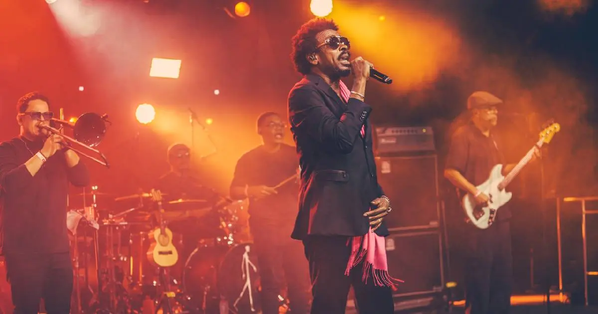 Seu Jorge apresenta Baile à la Baiana no Vibra São Paulo