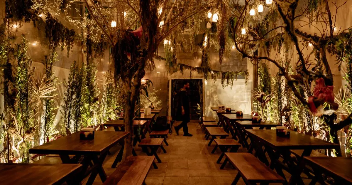 Beco Hexagonal inaugura em Moema