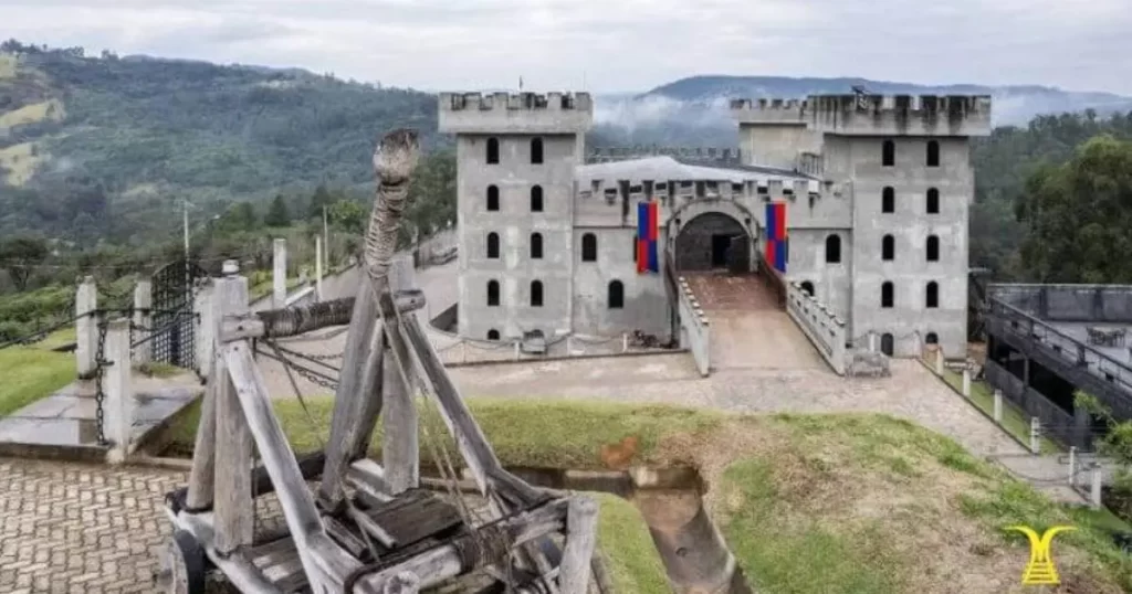 Castelo de São Roque estará presente na CCXP25. - Cabana Geek