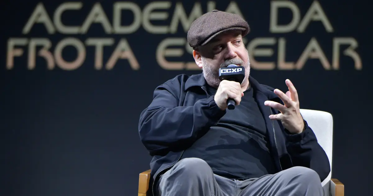 CCXP25 | Paul Giamatti revela clipe de Star Trek: Academia da Frota Estelar