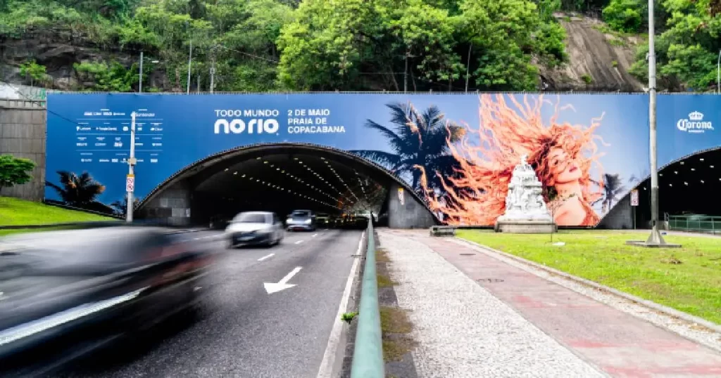 Todo-Mundo-no-Rio-com-Shakira-1-cabanageek